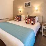 The Monterey - Sure Collection By Western 3* Saint Saviour