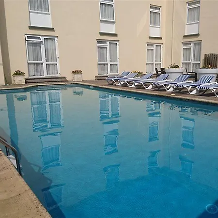 The Monterey - Sure Collection By Western 3* Saint Saviour