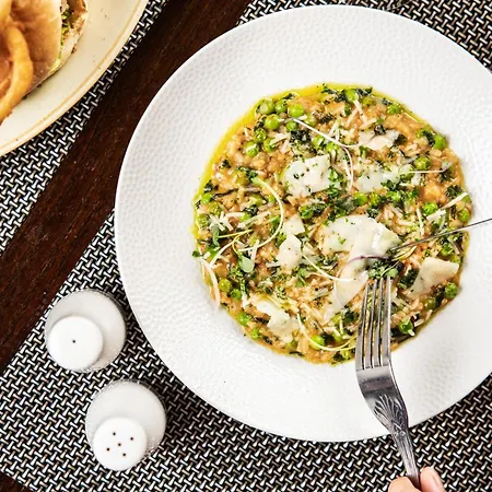 The Monterey - Sure Collection By Western Saint Saviour