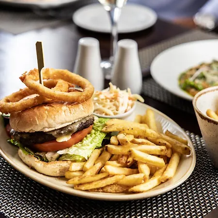 فندق The Monterey - Sure Collection By Western Saint Saviour