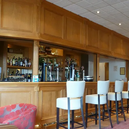 The Monterey - Sure Collection By Western فندق Saint Saviour