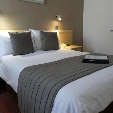 The Monterey Hotel, BW Signature Collection מלון 3*