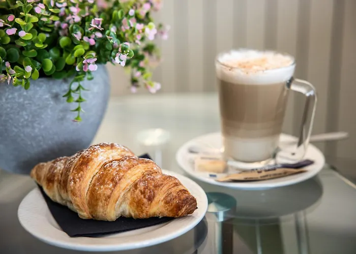 Hotel The Monterey - Sure Collection By Western Saint Saviour