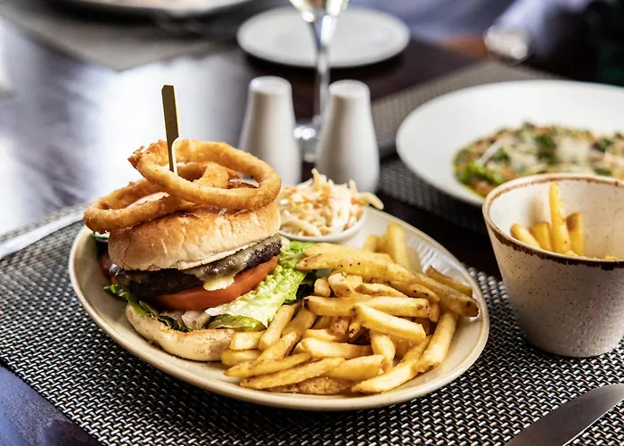 Ξενοδοχείο The Monterey - Sure Collection By Western Saint Saviour