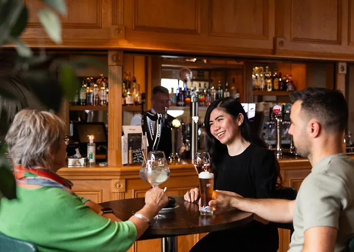 The Monterey - Sure Collection By Western 3*