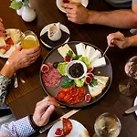 The Monterey - Sure Collection By Western 3* Saint Saviour