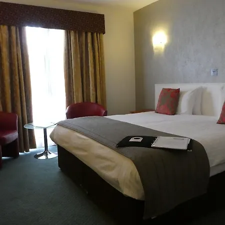 The Monterey - Sure Collection By Western 3*