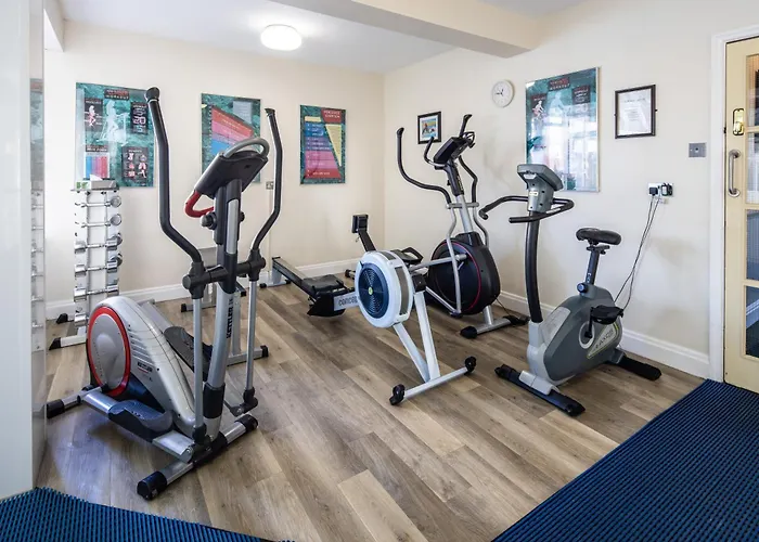 The Monterey - Sure Collection By Western Saint Saviour