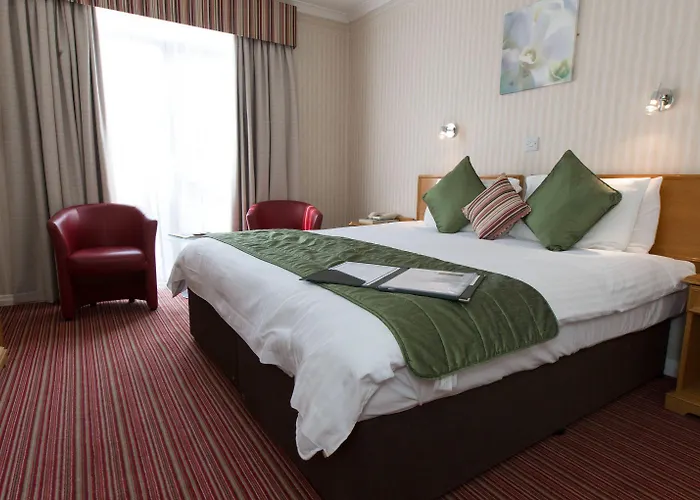 The Monterey - Sure Collection By Western מלון Saint Saviour